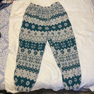 winter themed sweatpants/joggers